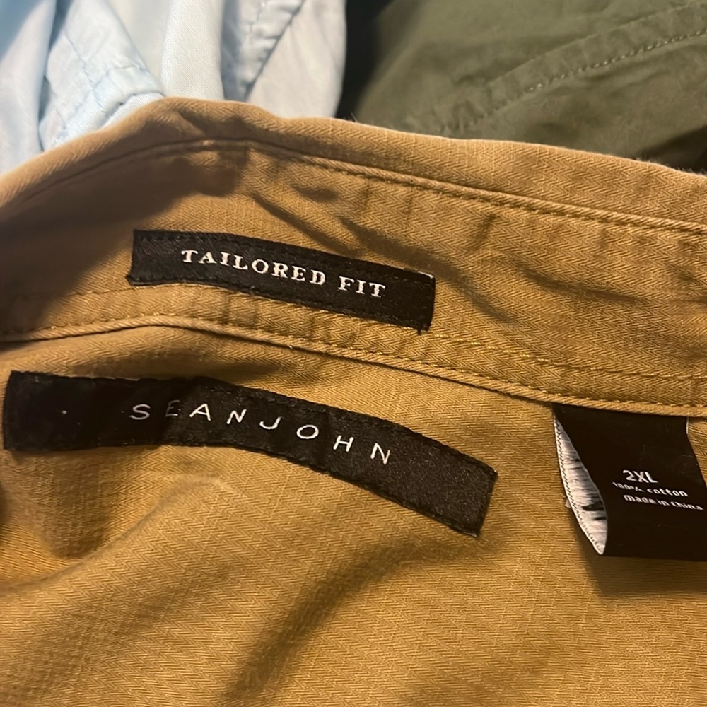 Tan Taylor fit roll up sleeve military shoulder